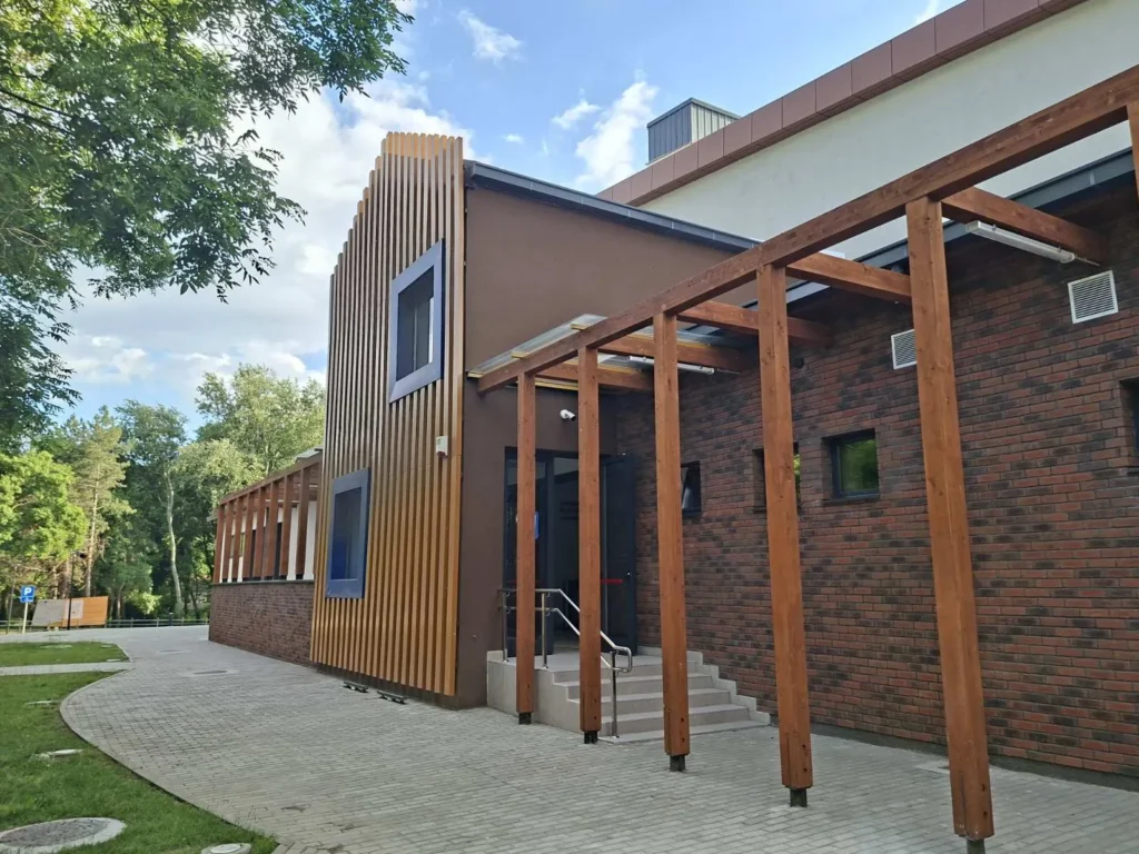 backa topola javni objekat bazen 1