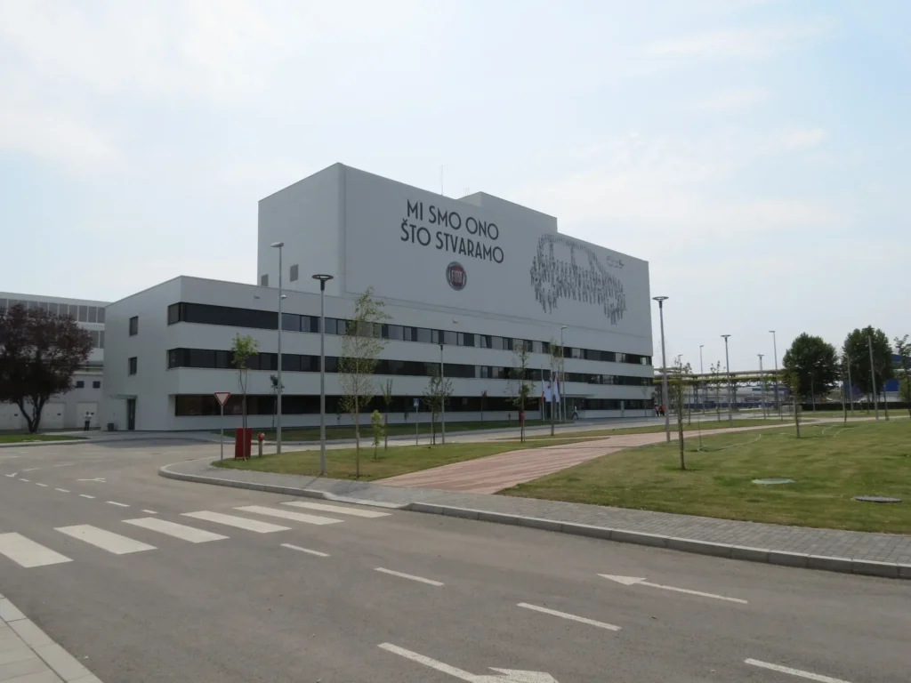 kragujevac poslovni objekat upravna zgrada fiat 1