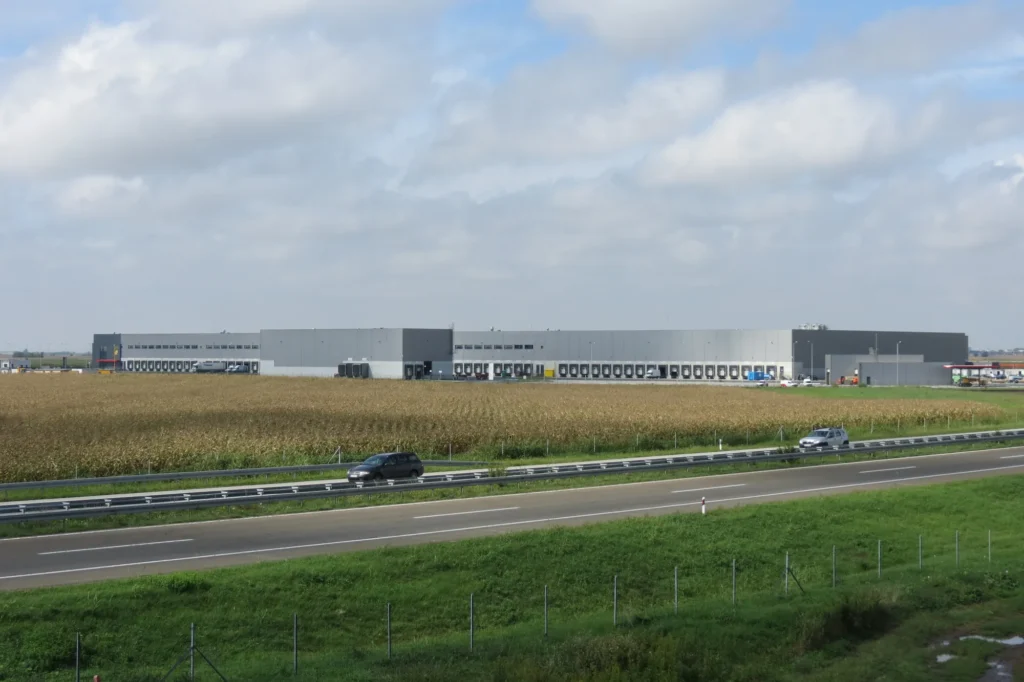 nova pazova industrijski objekat skladiste delhaze 3