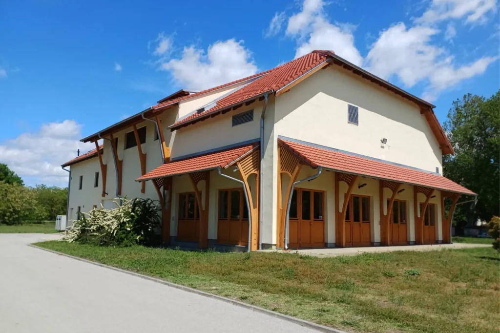 palic javni objekat dom kulture 6