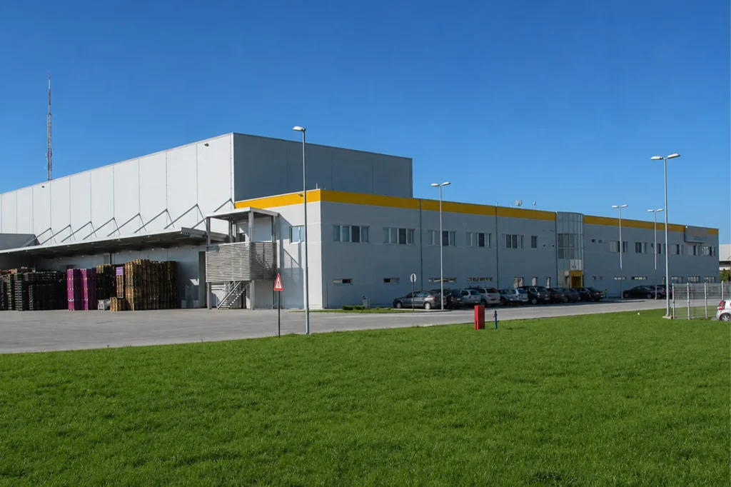 subotica industrijski objekat contitech 2